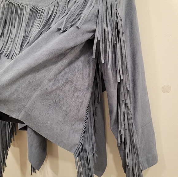 SCOOP vegan suede fringe short, cropped jacket size S, 4 to 6 EUC - Picture 8 of 10